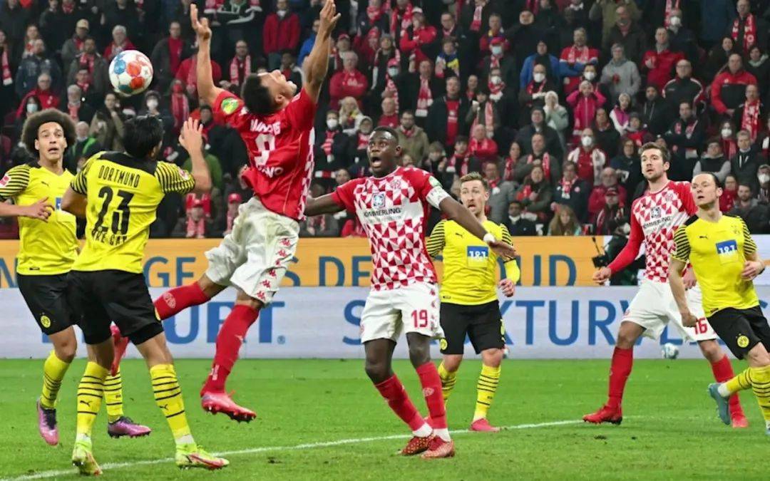 弗赖堡击败对手，延续德甲主场不败传统