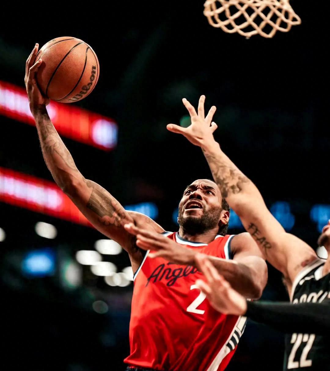 包含篮网队主场告捷，稳坐东部头名的词条