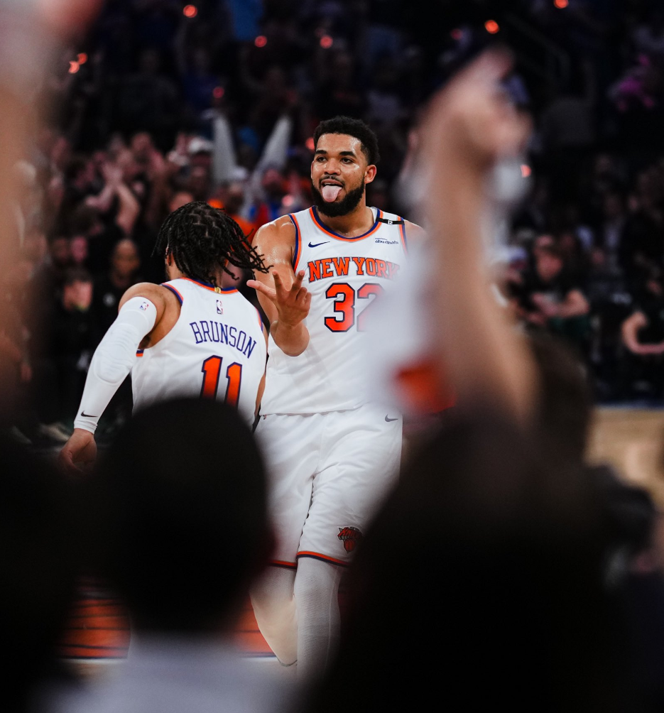 76人大胜火箭,唐斯发挥出色 76人大胜火箭,唐斯发挥出色