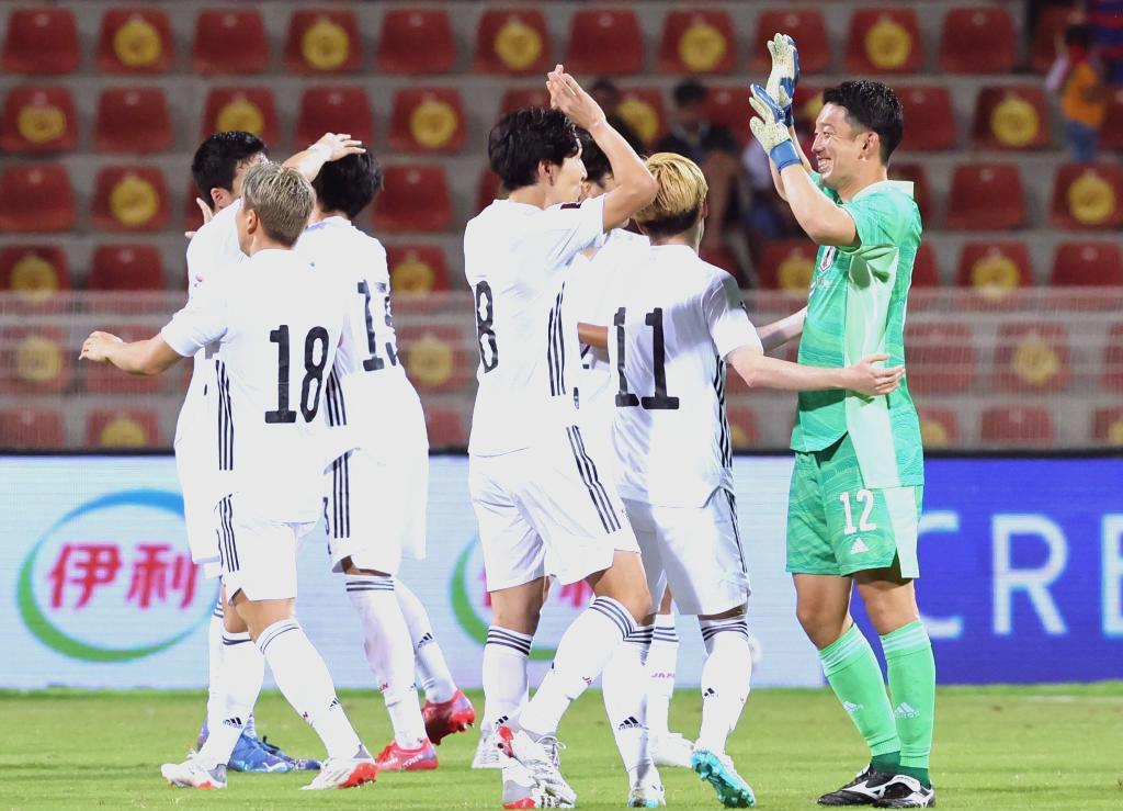 保加利亚队在激烈对抗中夺得胜利